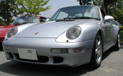 PORSCHE 911 Carrera 4S 32KB